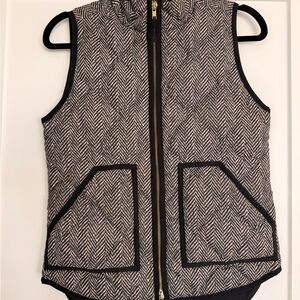 J.Crew Herringbone Quilted Vest XS Black Beige